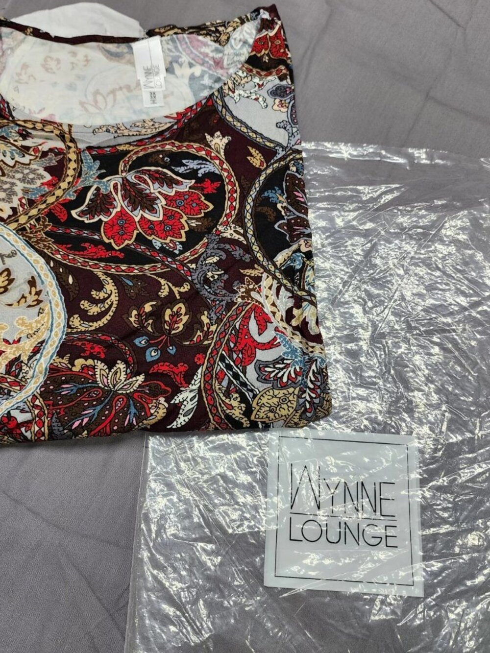Wynne Lounge Womens Plus 3X T-Shirt Multicolor Paisley Oversized Lounge Top